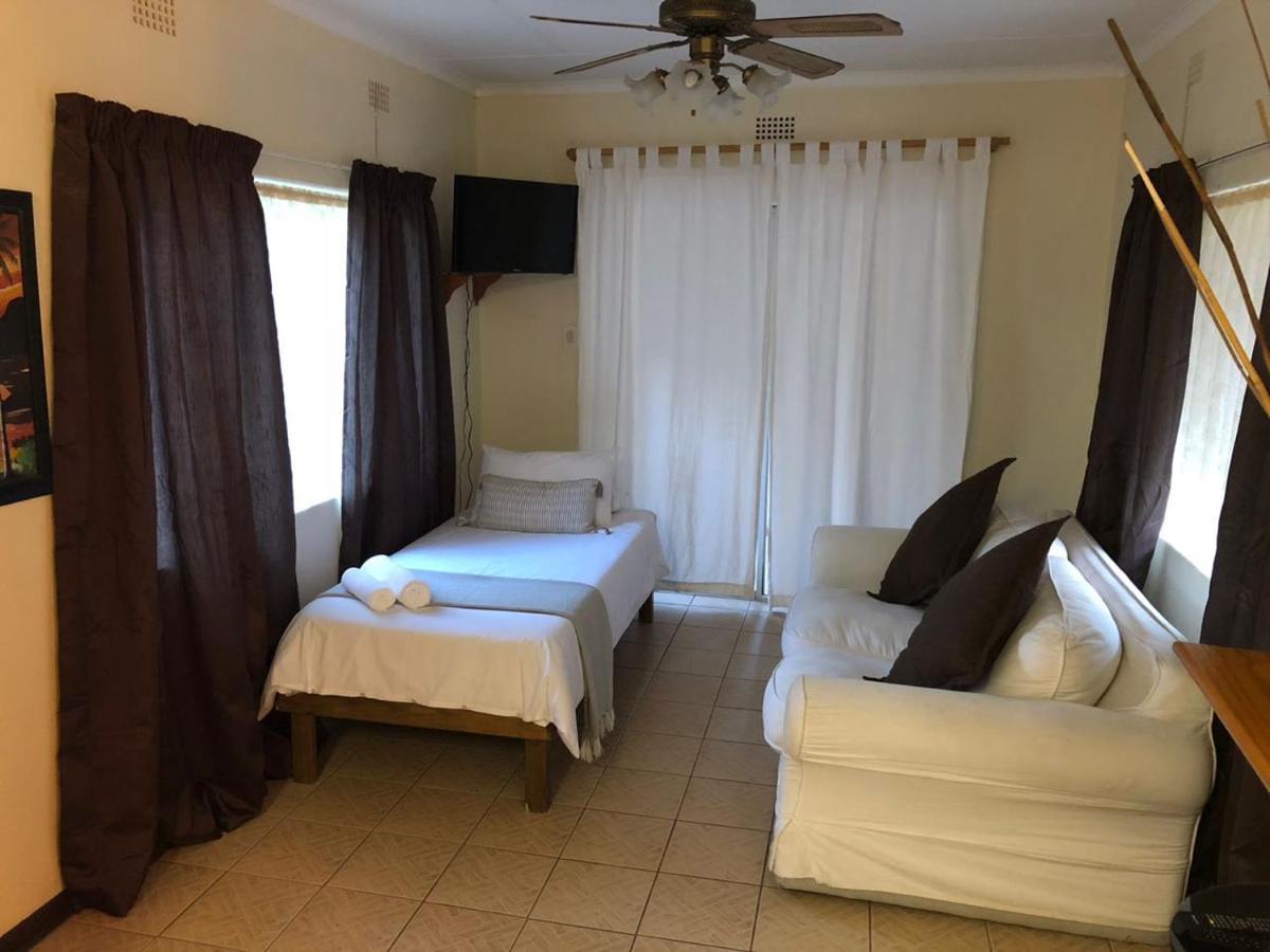 Casa Leitao Lodge Phalaborwa Buitenkant foto